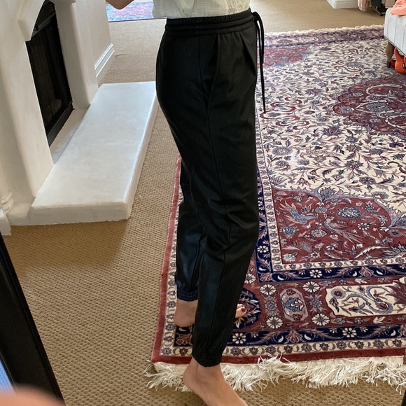 Zara faux leather jogger style trousers like new - Picture 3 of 8